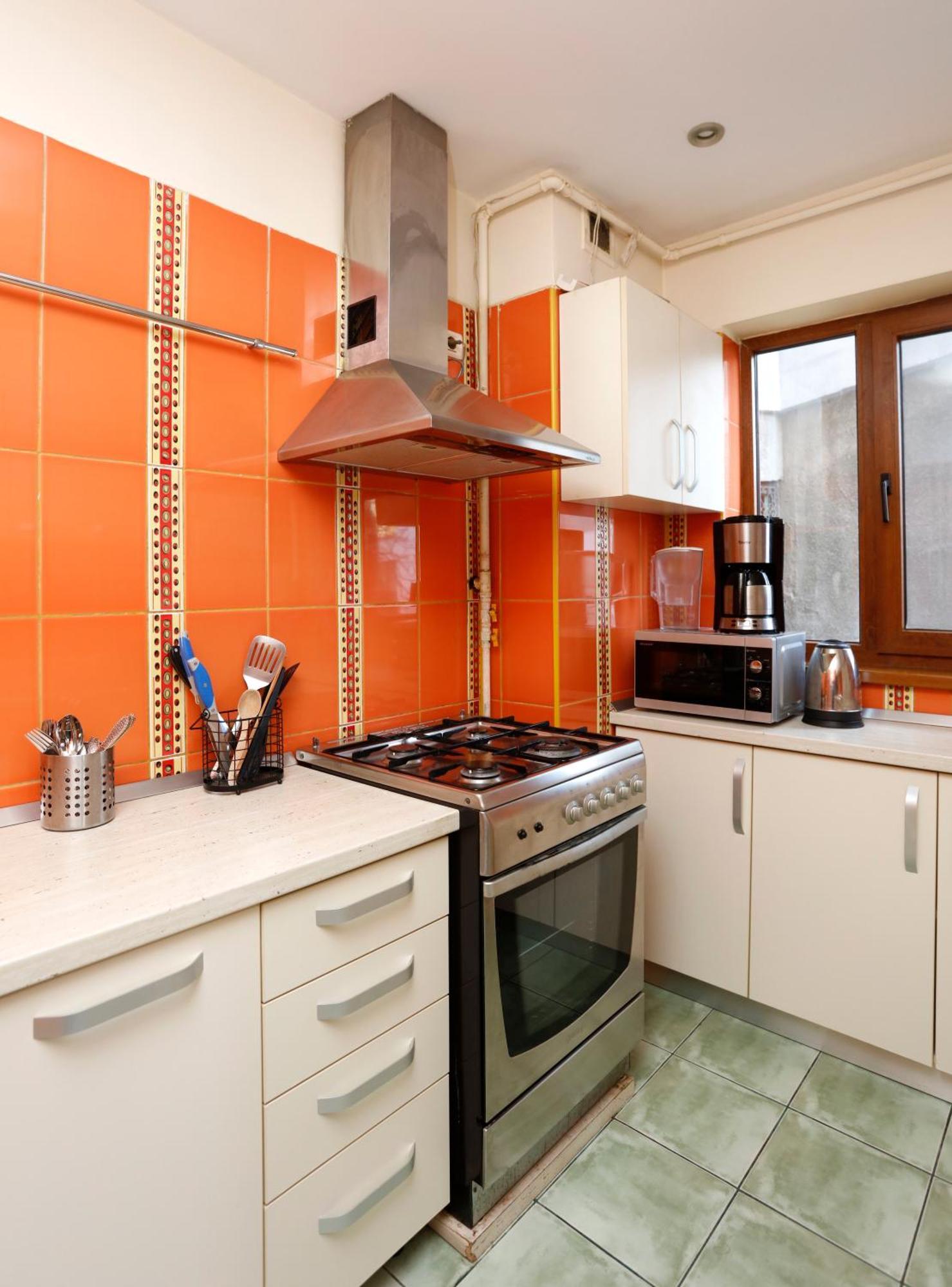 Peaceful Getaway - Generous 3-Bedroom Sanctuary - Close To Historic Old Town Bucharest Luaran gambar