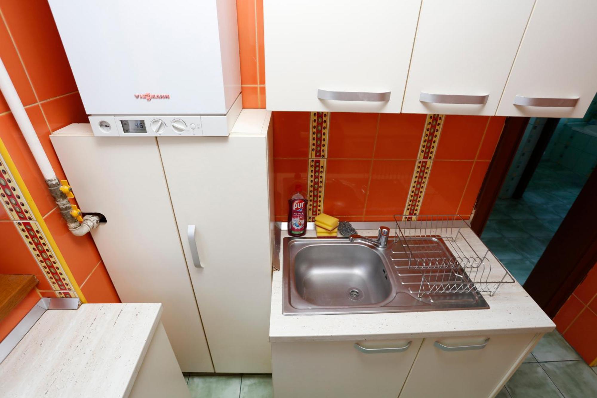 Peaceful Getaway - Generous 3-Bedroom Sanctuary - Close To Historic Old Town Bucharest Luaran gambar